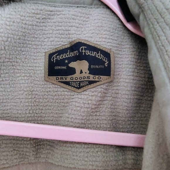 Freedom Foundry taupe long sleeve button down men's shirt outdoorsman size med - Picture 13 of 14